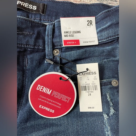 Express Denim Perfect Jeans (Size 2R) - Picture 4 of 4